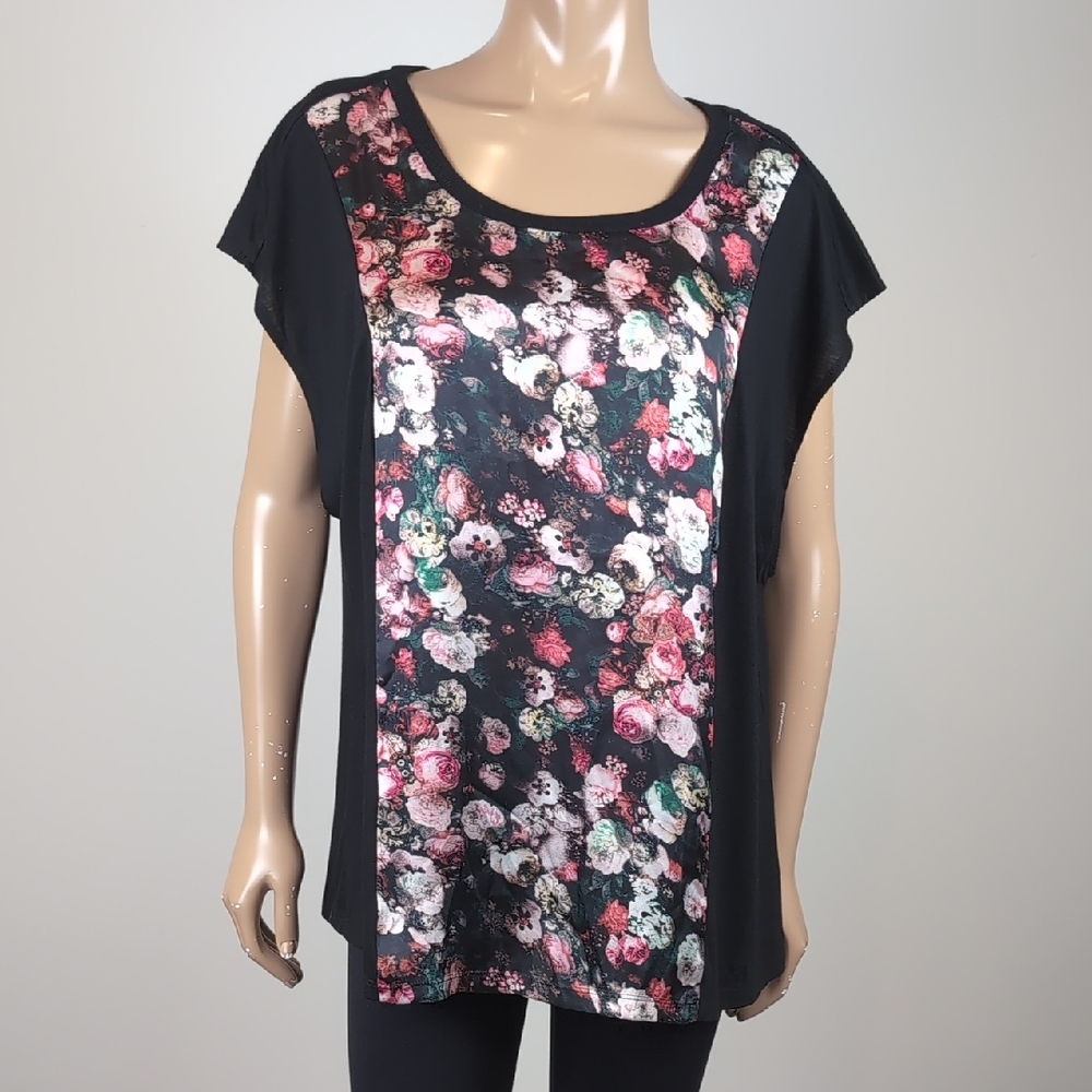 Forever 21 Black Floral Panel Short Sleeve Tee 3X